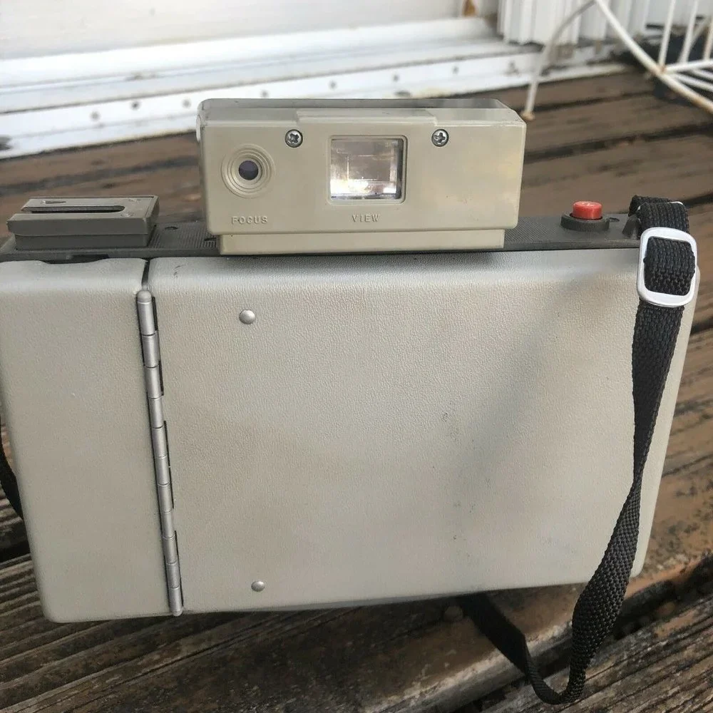 Polaroid 420 Automatic Land Camera Good Bellows Lens Shutter Vintage 70s